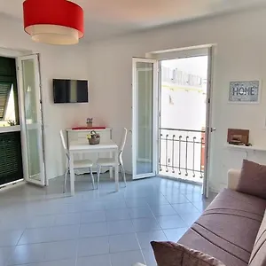 bella-gioia.hotelitalianriviera.com/